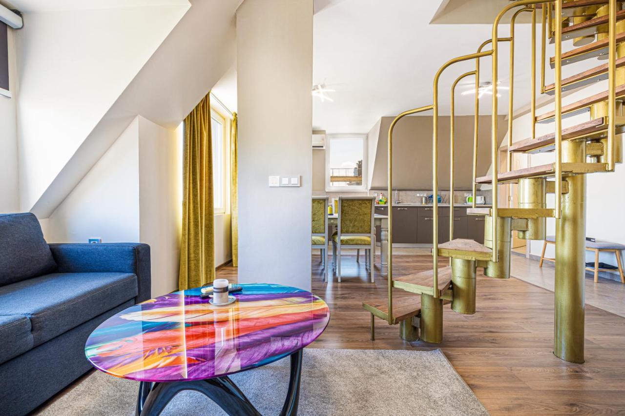 Fancy 1Bd Penthouse With Terrace Near The Centre By Flat Mаnager Apartment Plovdiv Luaran gambar